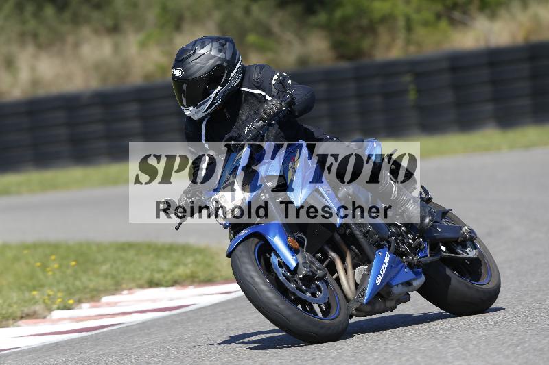 /Archiv-2025/48 25.08.2025 Cornu Master School ADR/gruen-vert/97